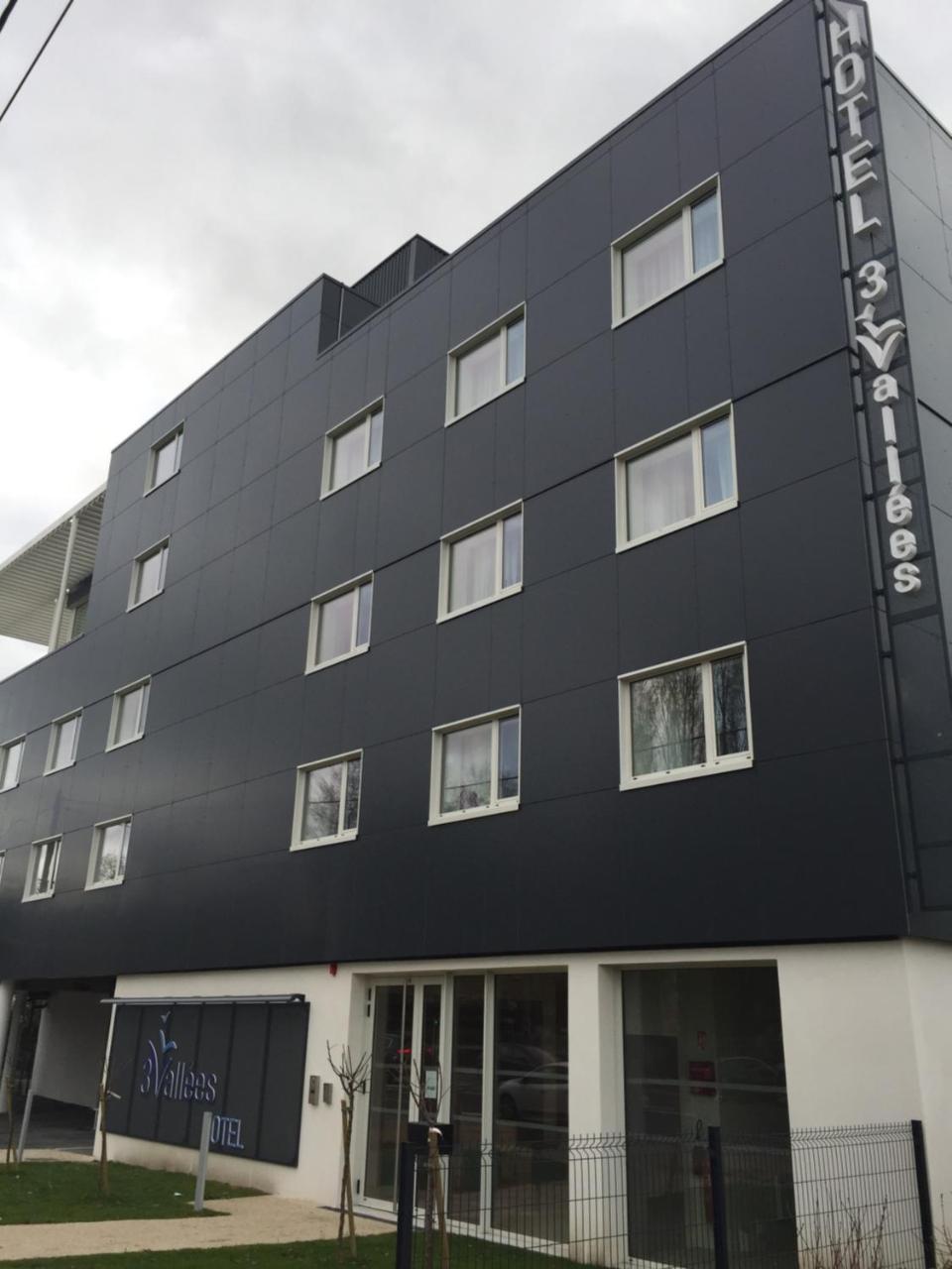 Hotel Les 3 Vallees Saran Exterior foto